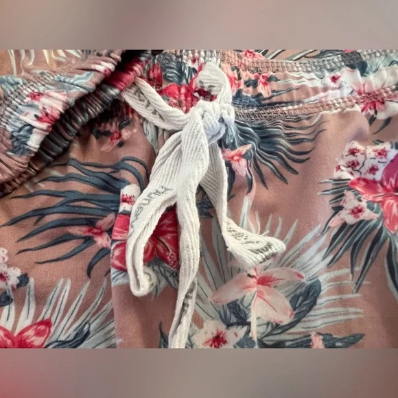 Hurley 2-Piece Hydrangeas Palms XL Pajamas - Picture 4 of 9